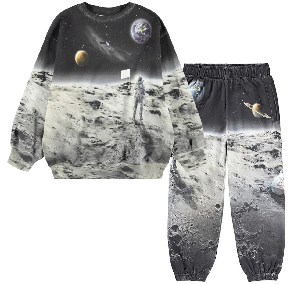 Moon Traveller Sweatshirt & Soft Pants