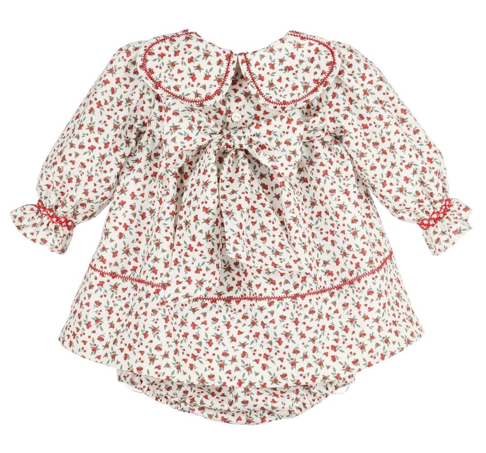 Winterberry Petal Float Red