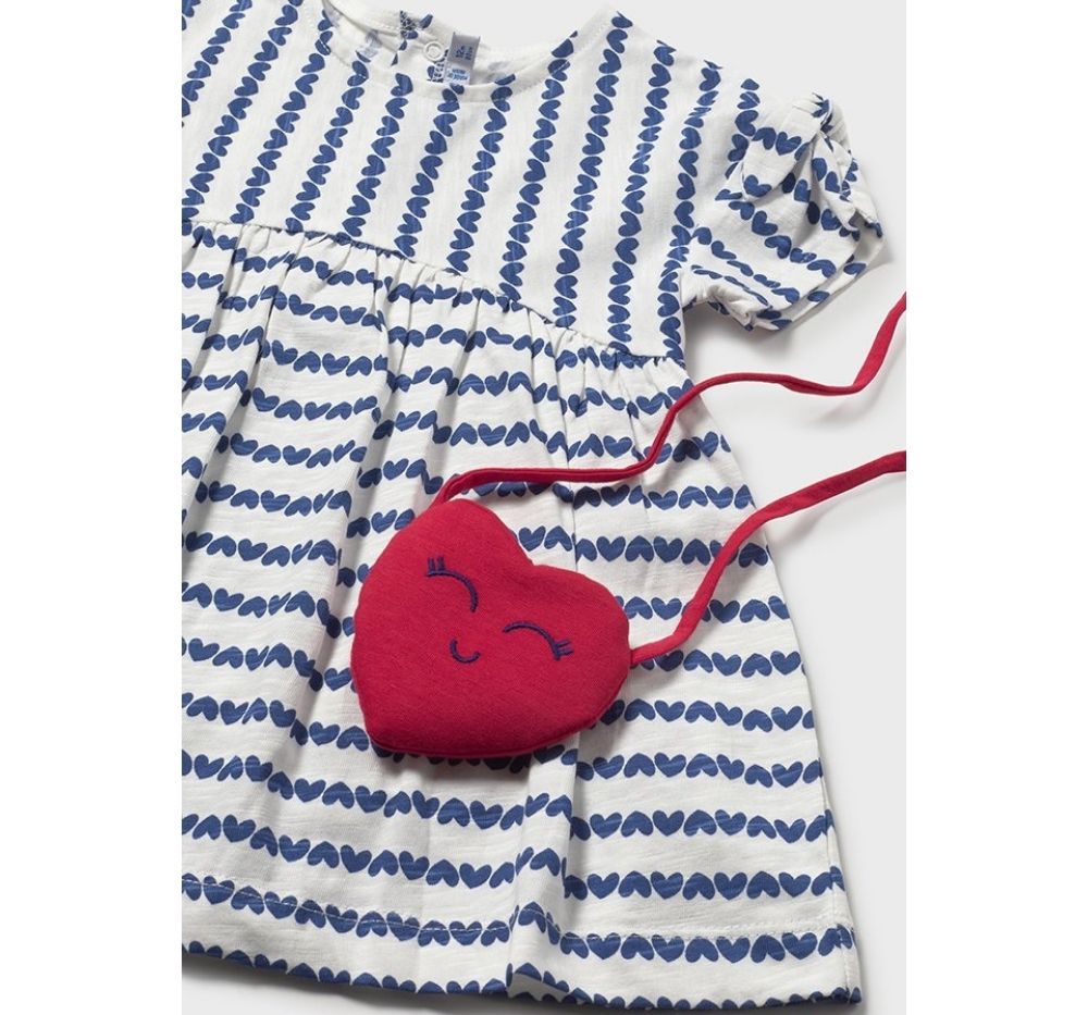 Vestido con Bolso