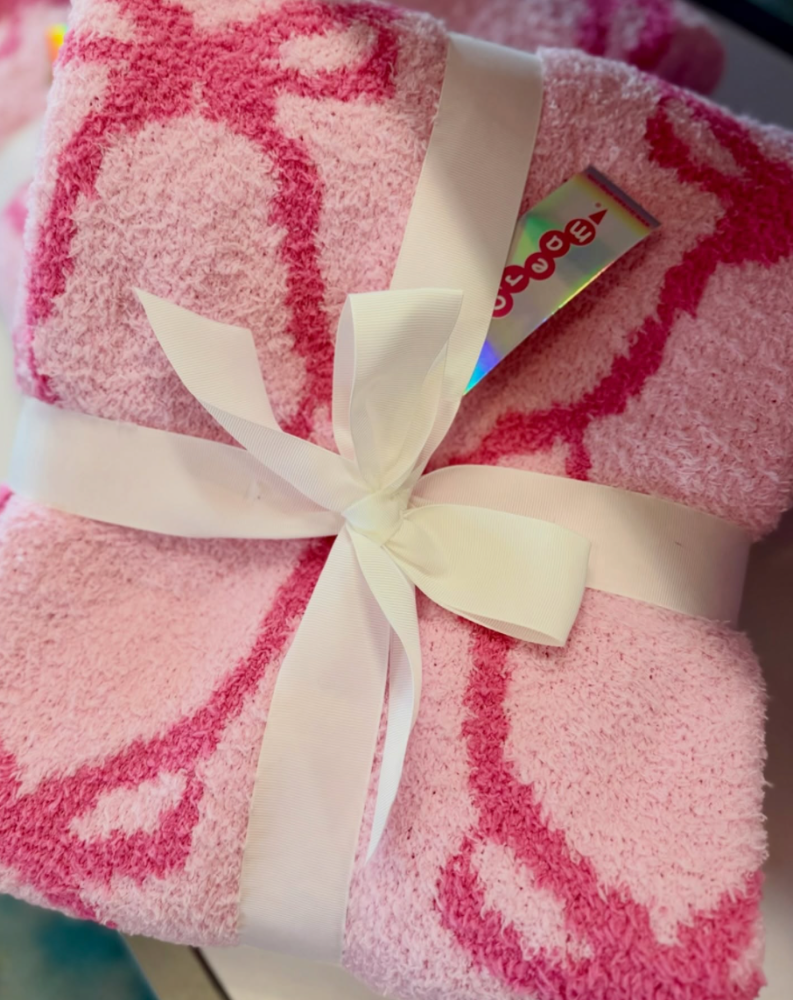 Sweet Tellis Bow Cozy Knit Blanket