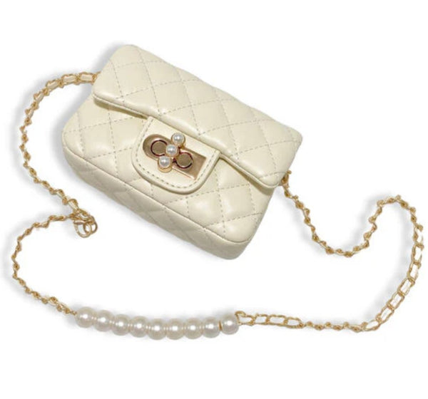 Pearl Closure Quilted Purse Cream