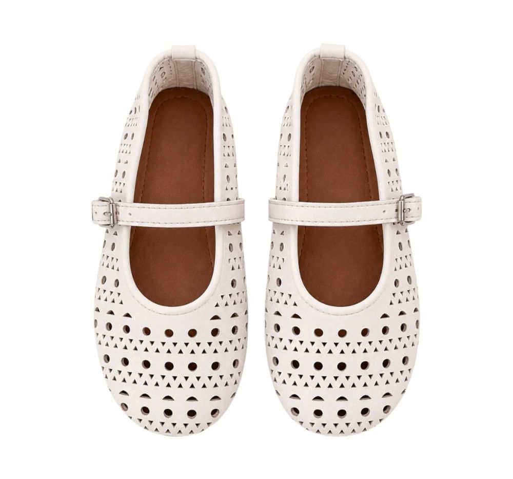 Lily Eyelet Flats White
