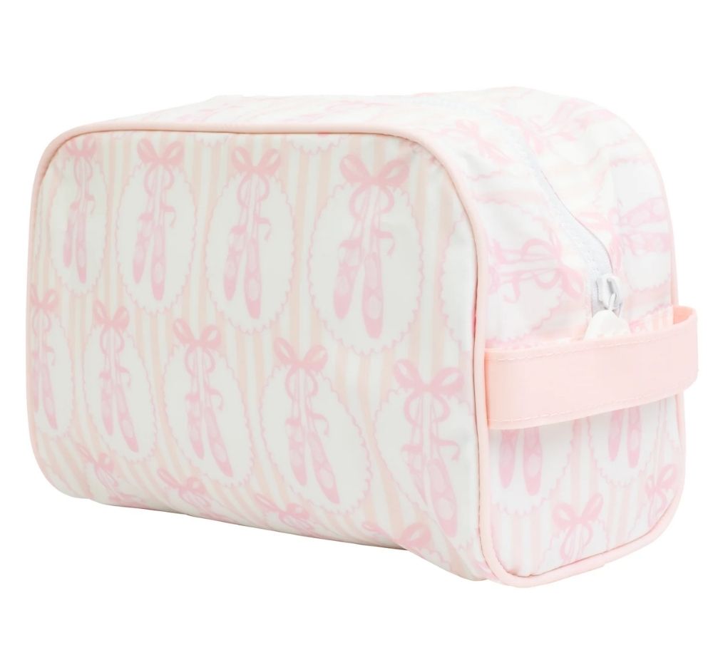 The Dopp Kit Ballet