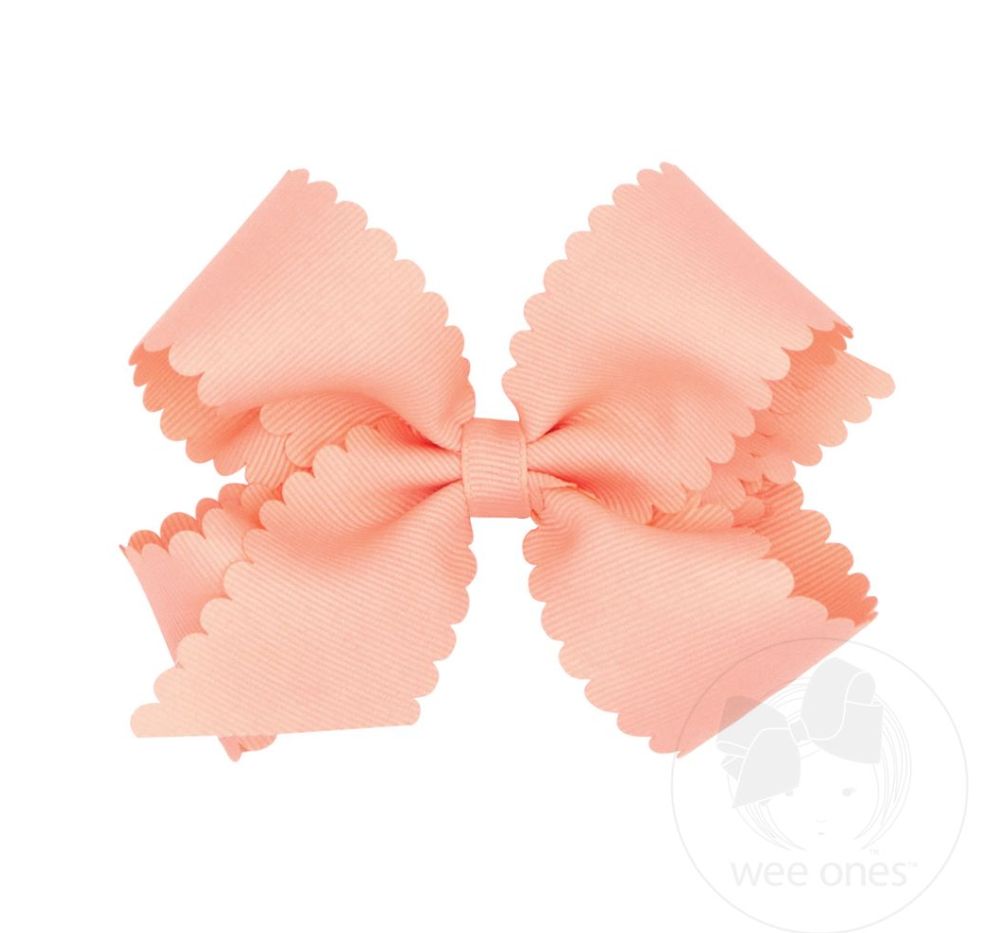 Medium GG Bow W/Scalloped Edge Coral