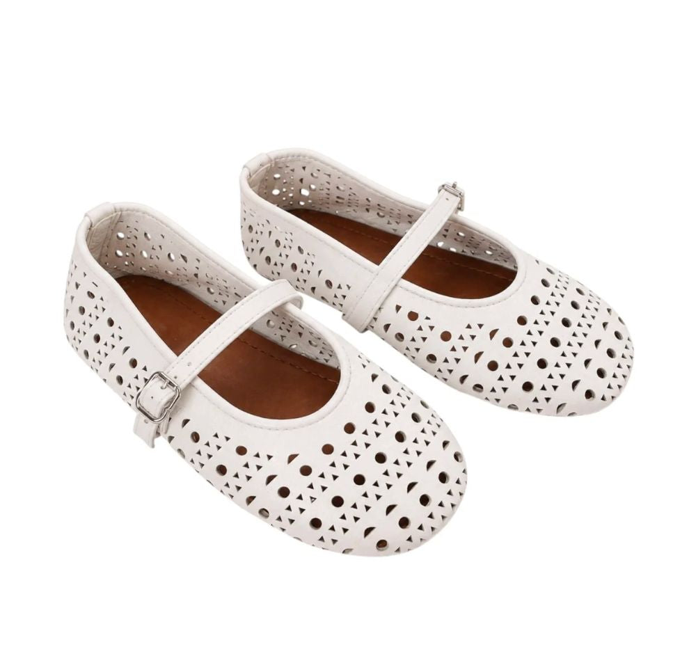 Lily Eyelet Flats White
