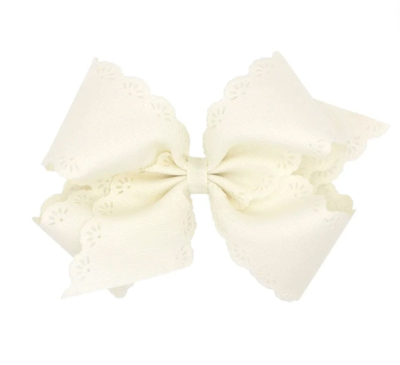 Sml Kng Eyelet Embossed Gg Bow Antique White