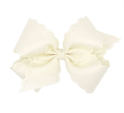 Sml Kng Eyelet Embossed Gg Bow Antique White
