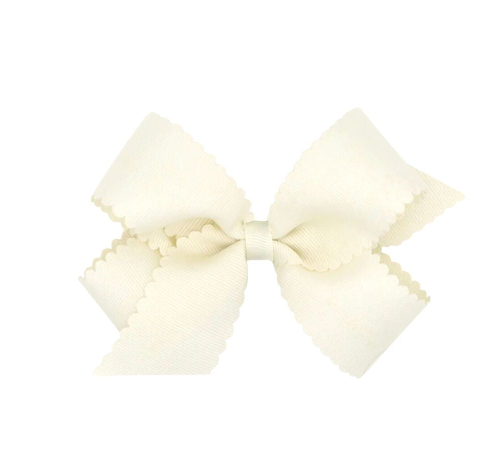 Medium GG Bow W/Scalloped Edge Antique White