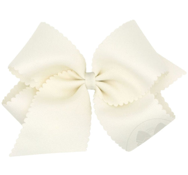 King GG Bow W/Scalloped Edge Antique White