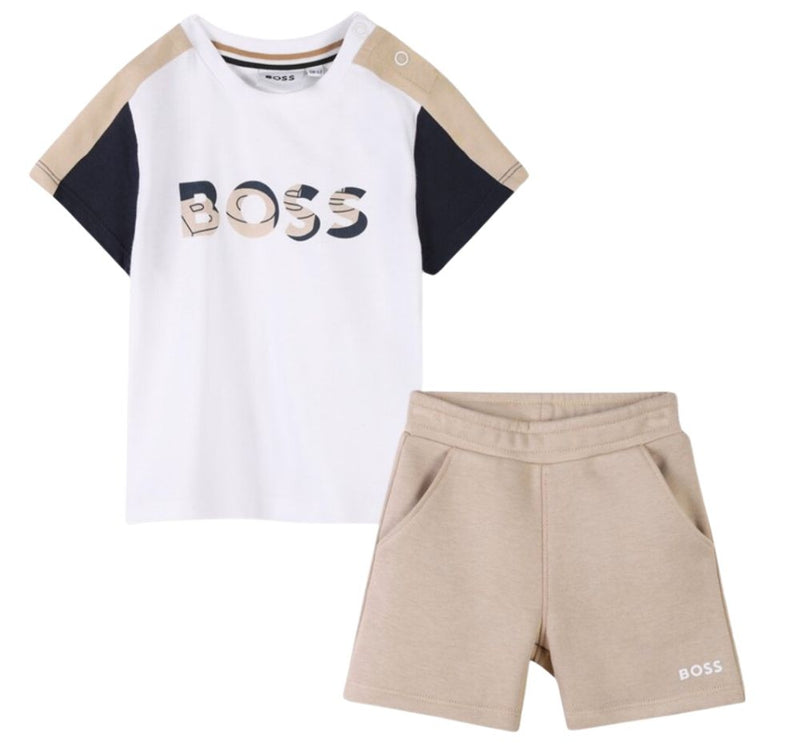 Playera Estampada Y Shorts Café