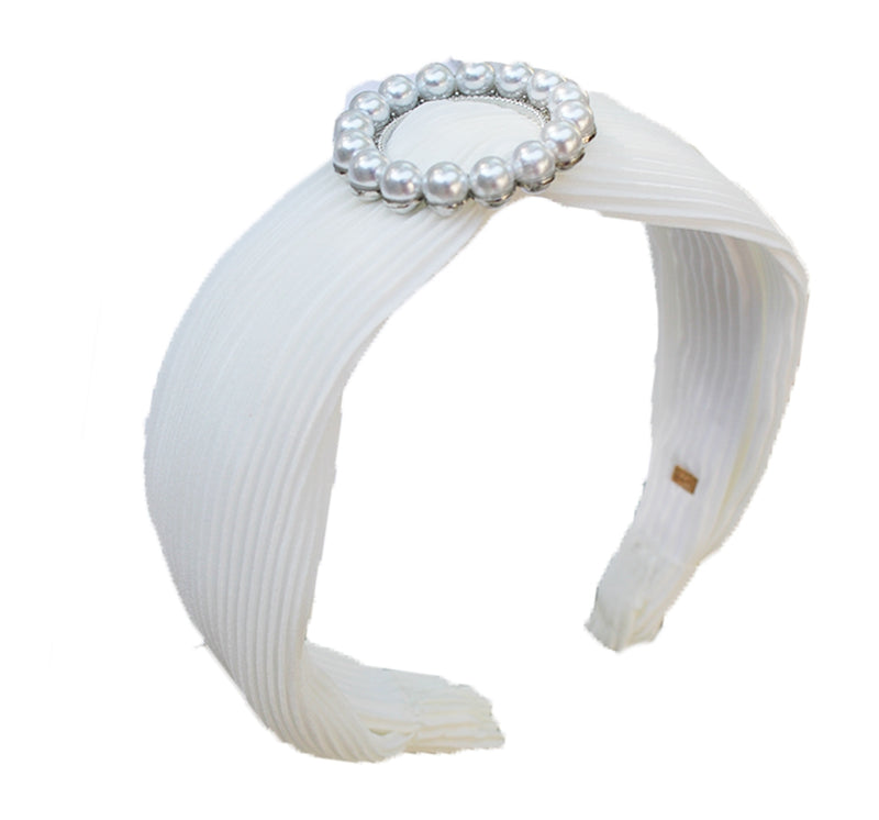 Diadema blanca  con broche de perlas -Bari Lynn