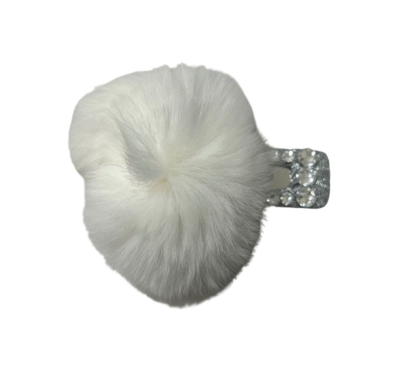 Clip Para El Cabello Con Pom Pom Blanco